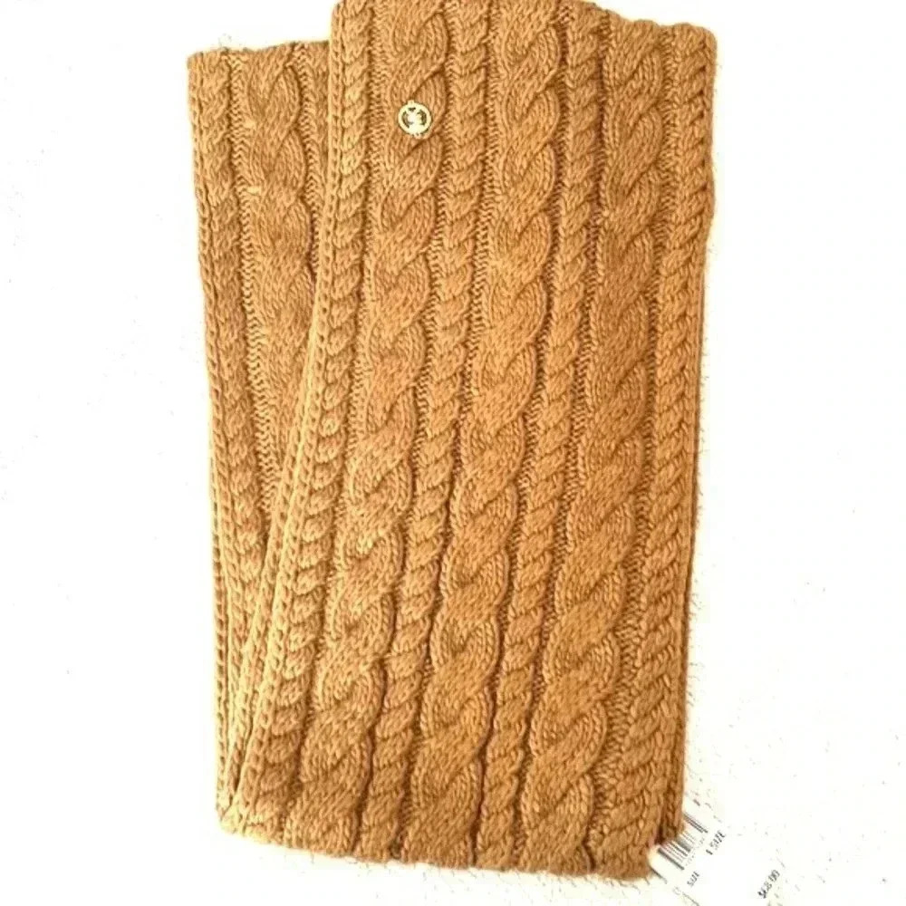 Michael Kors Cable-Knit Brown Scarf New‎